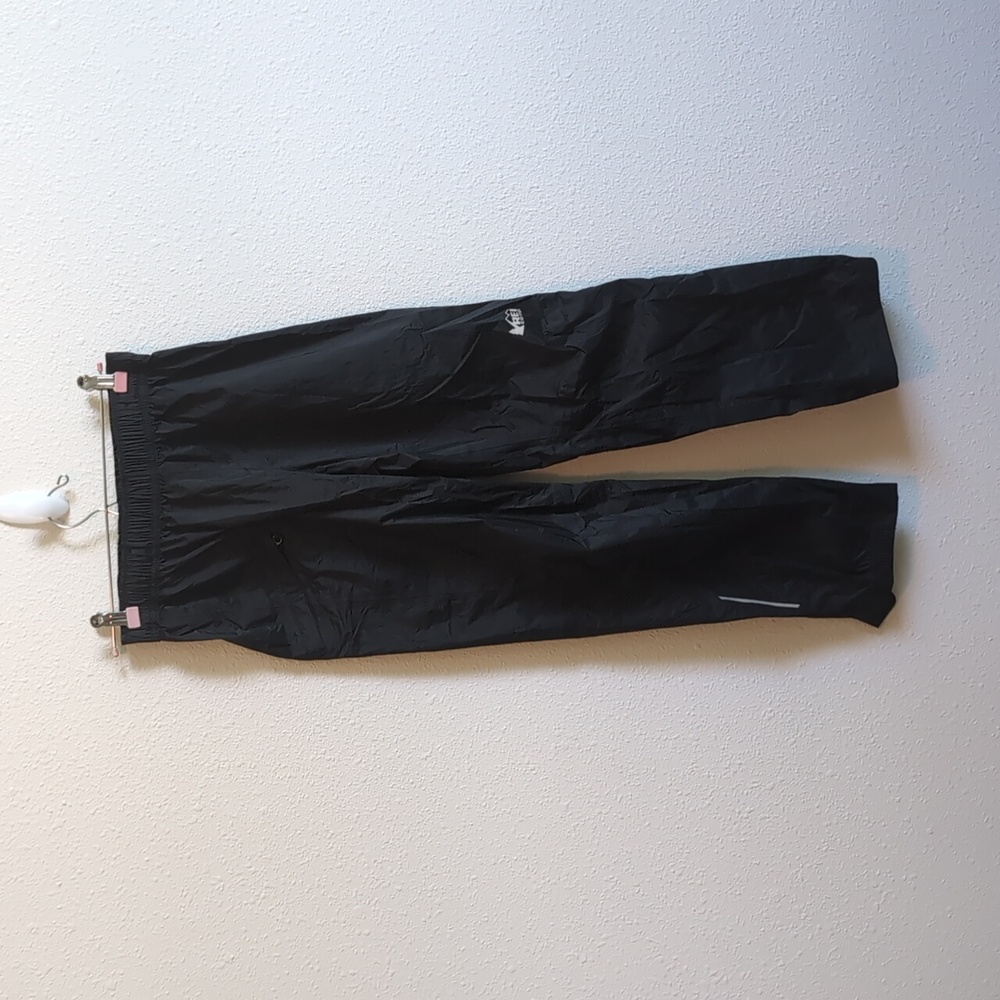 REI kids black waterproof rain pants 10/12